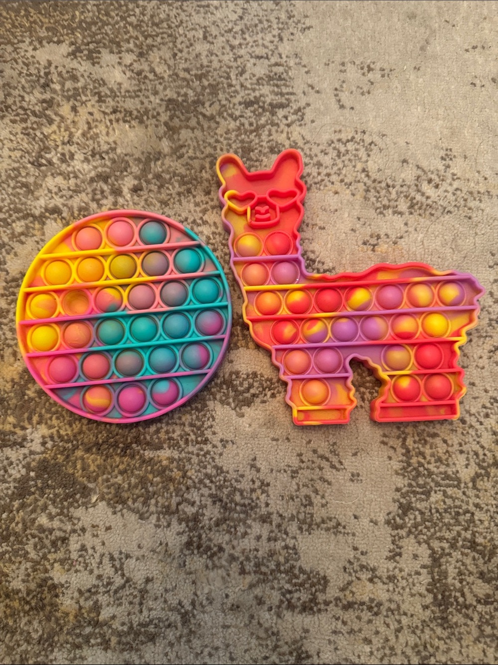 Rainbow Llama & Round Pop-It Sensory Fidget Toy Set